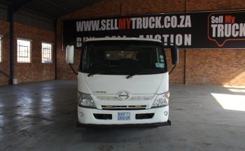 2012 HINO 300 814 DOUBLE CAB ROLLBACK