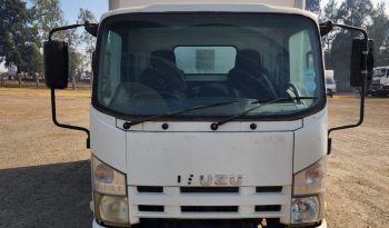 2012 ISUZU NPR 250 WITH CLOSED BODY