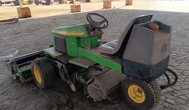 
								JOHN DEERE 2653A RIDE ON LAWNMOVER full									