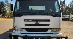 2010 NISSAN UD 290  18000L WATER TANKER