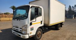 2012 ISUZU NPR 250 WITH CLOSED BODY