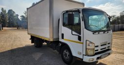 2012 ISUZU NPR 250 WITH CLOSED BODY