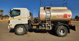 2005 HINO 500 13-234  8000L FUEL TANKER