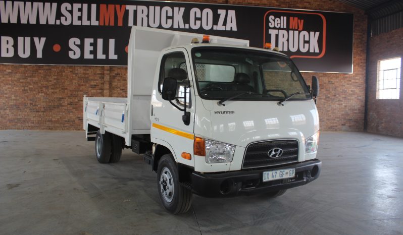 
								2015 HYUNDAI HD72 4 CUBE TIPPER full									