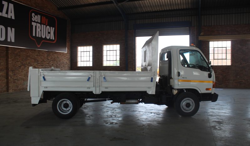 
								2015 HYUNDAI HD72 4 CUBE TIPPER full									