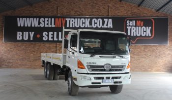 2009 HINO 15-257 TAG AXLE WITH DROPSIDES