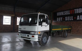 1996 HINO 15-207 WITH DROPSIDES